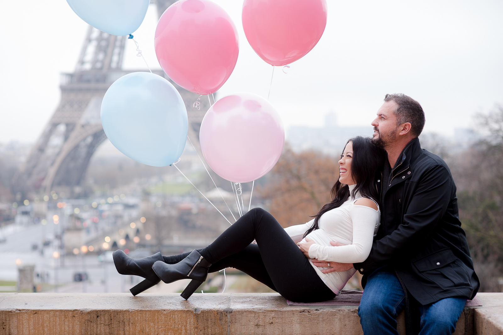 pregnancy photo shoot in Paris